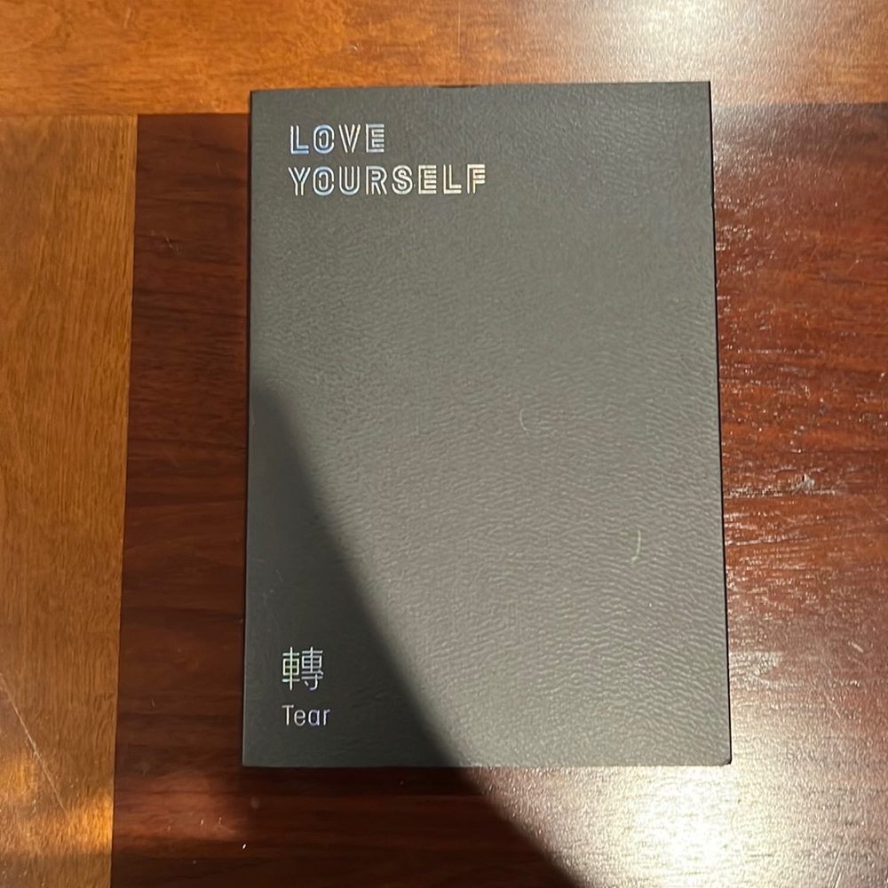 BTS Love Yourself Tear - Ver. U